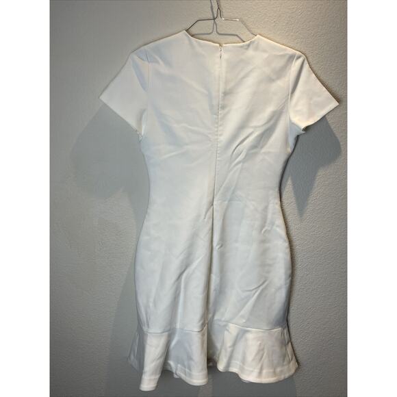 Likely , Off White Short Sleeve Body Short Dress, Size 8 , NWT - Picture 4 of 6